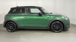 2022 (72) MINI HATCHBACK 1.5 Cooper Classic 3dr Auto 4679034