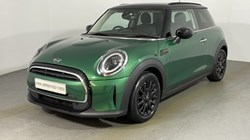 2022 (72) MINI HATCHBACK 1.5 Cooper Classic 3dr Auto 4679038