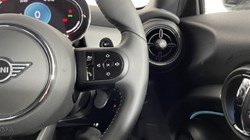2021 (21) MINI HATCHBACK 2.0 Cooper S Exclusive 3dr Auto 4631827