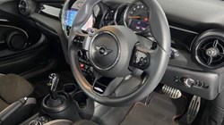 2022 (72) MINI HATCHBACK 2.0 Cooper S Sport 3dr Auto 4634873