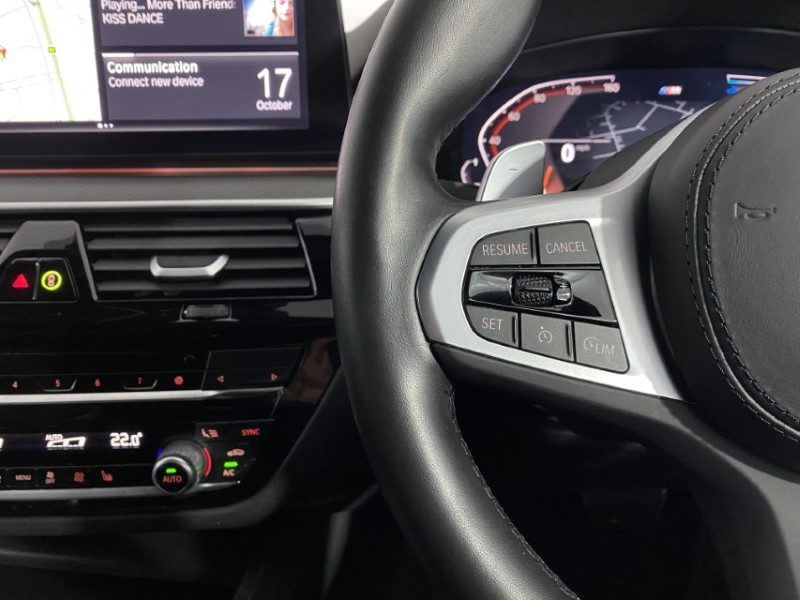 2023 (23) BMW 5 SERIES 520d MHT M Sport 5dr Step Auto 4675302