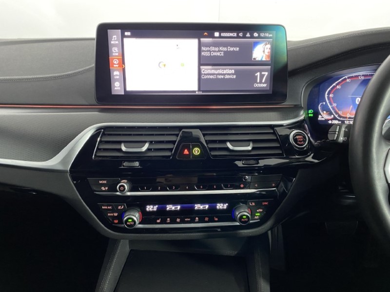 2023 (23) BMW 5 SERIES 520d MHT M Sport 5dr Step Auto 4675305