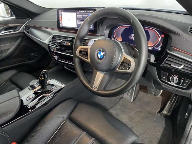 2023 (23) BMW 5 SERIES 520d MHT M Sport 5dr Step Auto 4675313