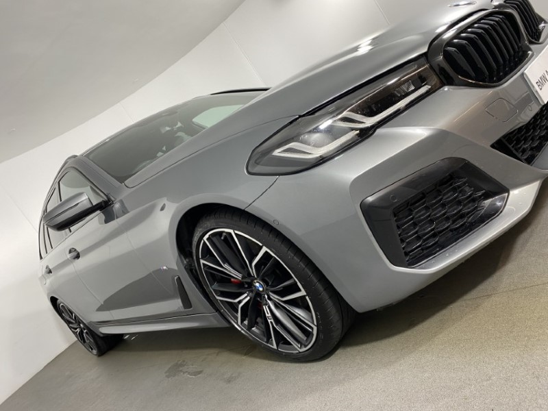 2023 (23) BMW 5 SERIES 520d MHT M Sport 5dr Step Auto 4675356