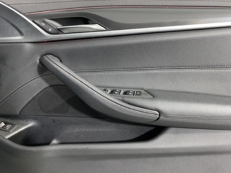 2023 (23) BMW 5 SERIES 520d MHT M Sport 5dr Step Auto 4675315