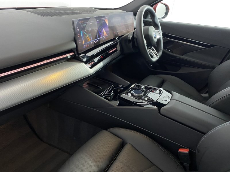 2024 (74) BMW 5 SERIES 520i M Sport Pro 4dr Auto 4738227