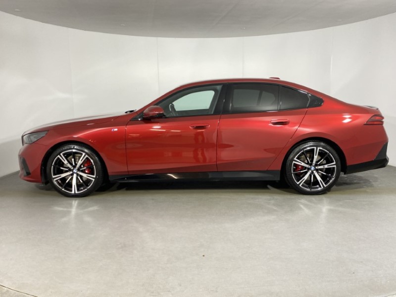 2024 (74) BMW 5 SERIES 520i M Sport Pro 4dr Auto 4738250