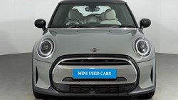 2022 (72) MINI HATCHBACK 1.5 Cooper Exclusive 3dr Auto 4748342
