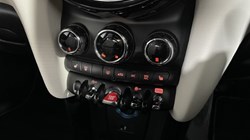 2022 (72) MINI HATCHBACK 1.5 Cooper Exclusive 3dr Auto 4697668