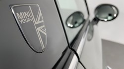 2022 (72) MINI HATCHBACK 1.5 Cooper Exclusive 3dr Auto 4697693