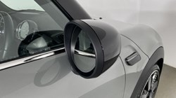 2022 (72) MINI HATCHBACK 1.5 Cooper Exclusive 3dr Auto 4697691