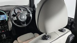2022 (72) MINI HATCHBACK 1.5 Cooper Exclusive 3dr Auto 4697712