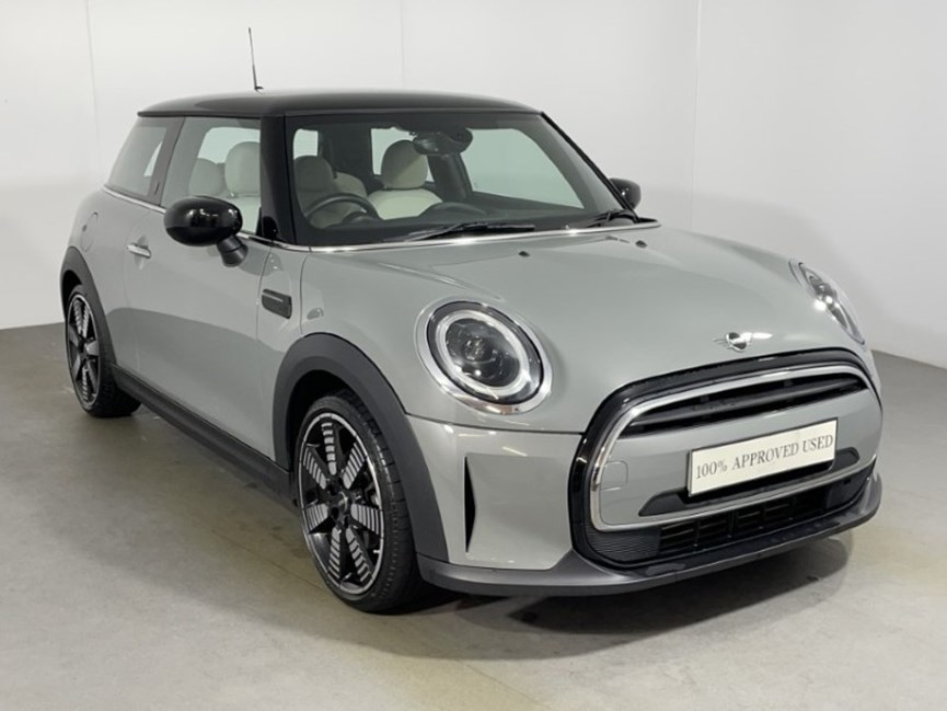 2022 (72) MINI HATCHBACK 1.5 Cooper Exclusive 3dr Auto