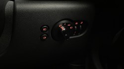 2016 (16) MINI HATCHBACK 1.5 Cooper 3dr 4708583