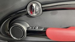 2016 (16) MINI HATCHBACK 1.5 Cooper 3dr 4708597