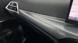 2025 (25) BMW 3 SERIES 320i M Sport 5dr Step Auto 4747258
