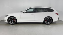 2025 (25) BMW 3 SERIES 320i M Sport 5dr Step Auto 4741556