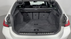 2025 (25) BMW 3 SERIES 320i M Sport 5dr Step Auto 4741513