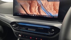 2025 (25) BMW 3 SERIES 320i M Sport 5dr Step Auto 4741492