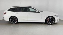 2025 (25) BMW 3 SERIES 320i M Sport 5dr Step Auto 4741575