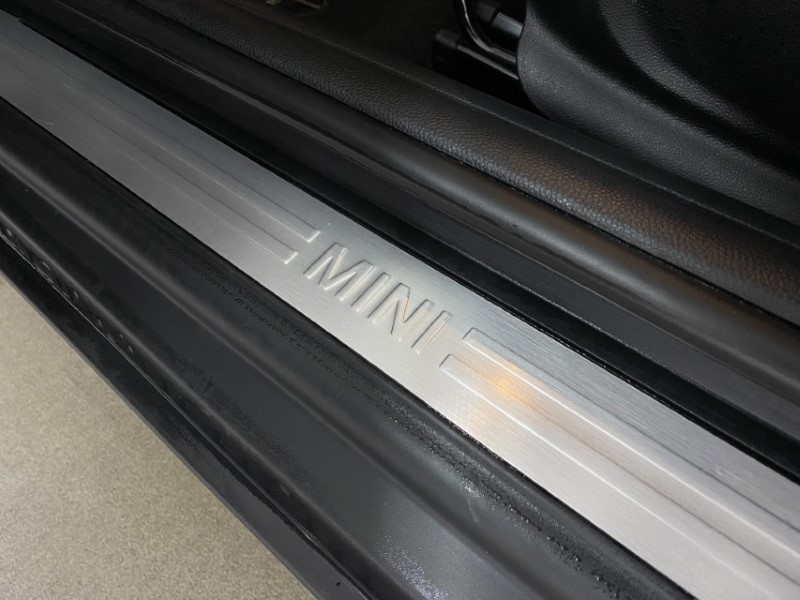 2022 (72) MINI HATCHBACK 1.5 Cooper Exclusive 3dr Auto 4695726