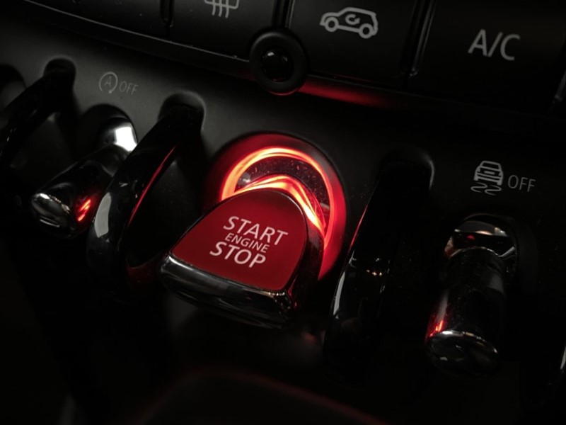 2022 (72) MINI HATCHBACK 1.5 Cooper Exclusive 3dr Auto 4695716