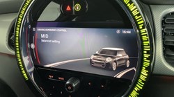 2022 (72) MINI HATCHBACK 1.5 Cooper Exclusive 3dr Auto 4695705