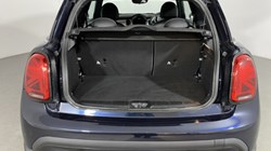 2022 (72) MINI HATCHBACK 1.5 Cooper Exclusive 3dr Auto 4695721
