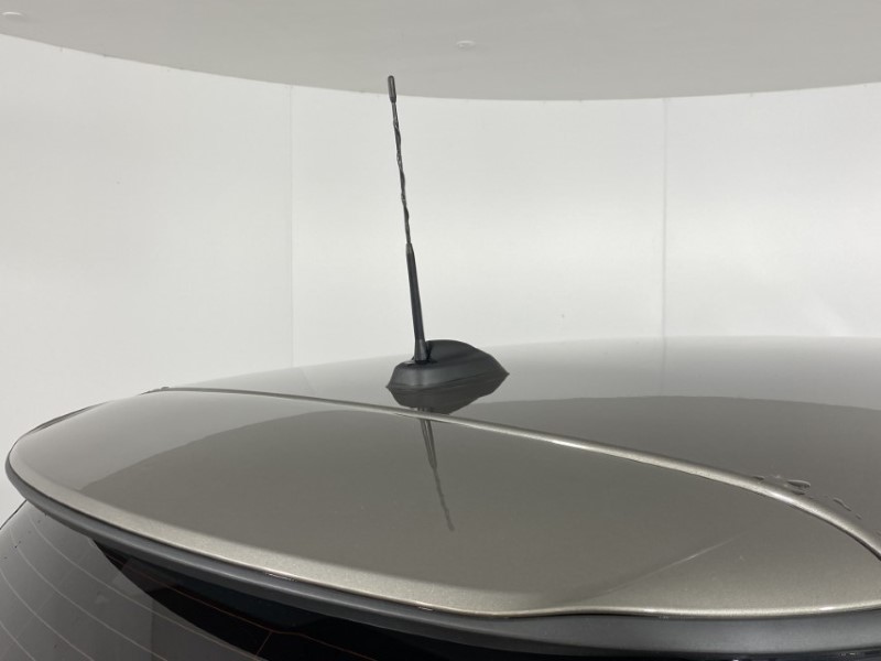 2022 (72) MINI HATCHBACK 1.5 Cooper Exclusive 3dr Auto 4695730