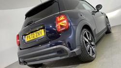2022 (72) MINI HATCHBACK 1.5 Cooper Exclusive 3dr Auto 4695738
