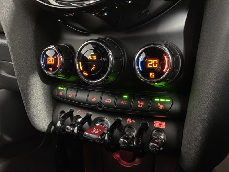 2022 (72) MINI HATCHBACK 1.5 Cooper Exclusive 3dr Auto 4695713