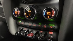 2022 (72) MINI HATCHBACK 1.5 Cooper Exclusive 3dr Auto 4695713