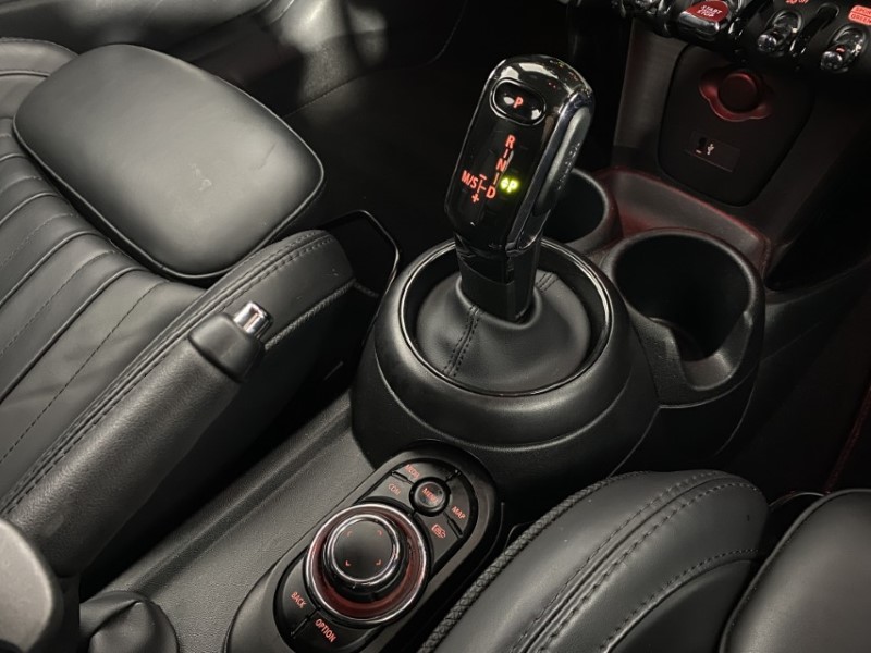 2022 (72) MINI HATCHBACK 1.5 Cooper Exclusive 3dr Auto 4695712