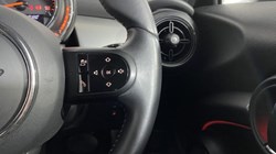 2022 (72) MINI HATCHBACK 1.5 Cooper Exclusive 3dr Auto 4695709