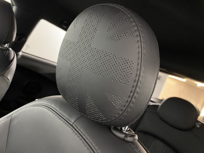 2022 (72) MINI HATCHBACK 1.5 Cooper Exclusive 3dr Auto 4695725