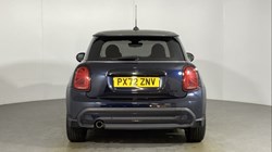 2022 (72) MINI HATCHBACK 1.5 Cooper Exclusive 3dr Auto 4695739