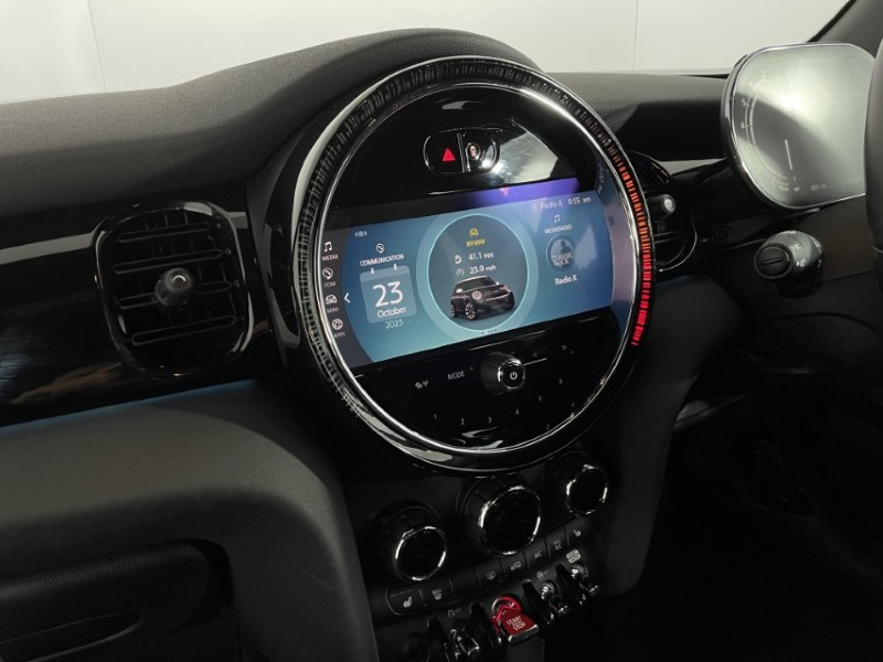 2023 (73) MINI HATCHBACK 1.5 Cooper Sport 3dr Auto 4696814