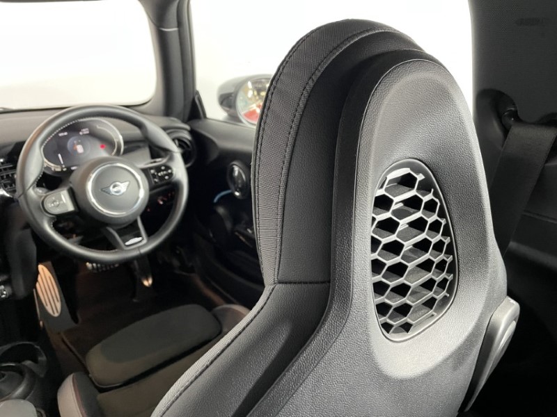 2023 (73) MINI HATCHBACK 1.5 Cooper Sport 3dr Auto 4696811