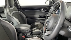 2023 (73) MINI HATCHBACK 1.5 Cooper Sport 3dr Auto 4696782