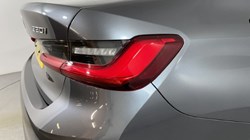 2021 (21) BMW 3 SERIES 320i xDrive Sport 4dr Step Auto 4749360