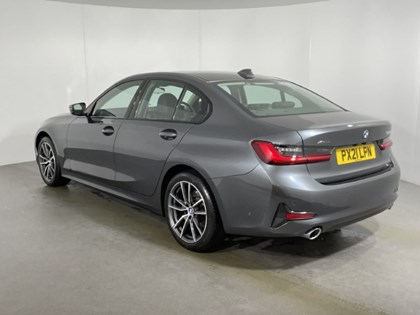 2021 (21) BMW 3 SERIES 320i xDrive Sport 4dr Step Auto