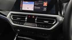 2021 (21) BMW 3 SERIES 320i xDrive Sport 4dr Step Auto 4749340