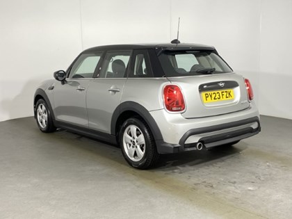 2023 (23) MINI HATCHBACK 1.5 Cooper Classic Premium 5dr Auto