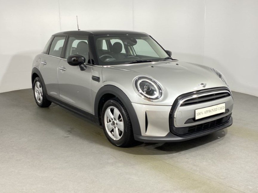 2023 (23) MINI HATCHBACK 1.5 Cooper Classic Premium 5dr Auto