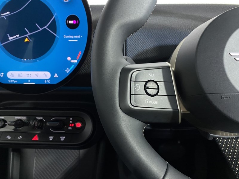 2024 (24) MINI COOPER 1.5 C Classic 3dr Auto 4785353