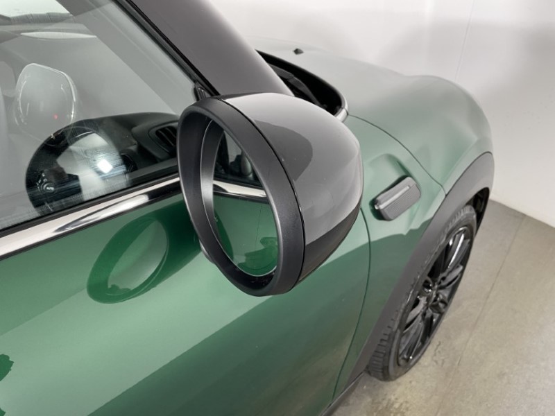 2023 (73) MINI HATCHBACK 1.5 Cooper Exclusive Premium 3dr Auto 4719876