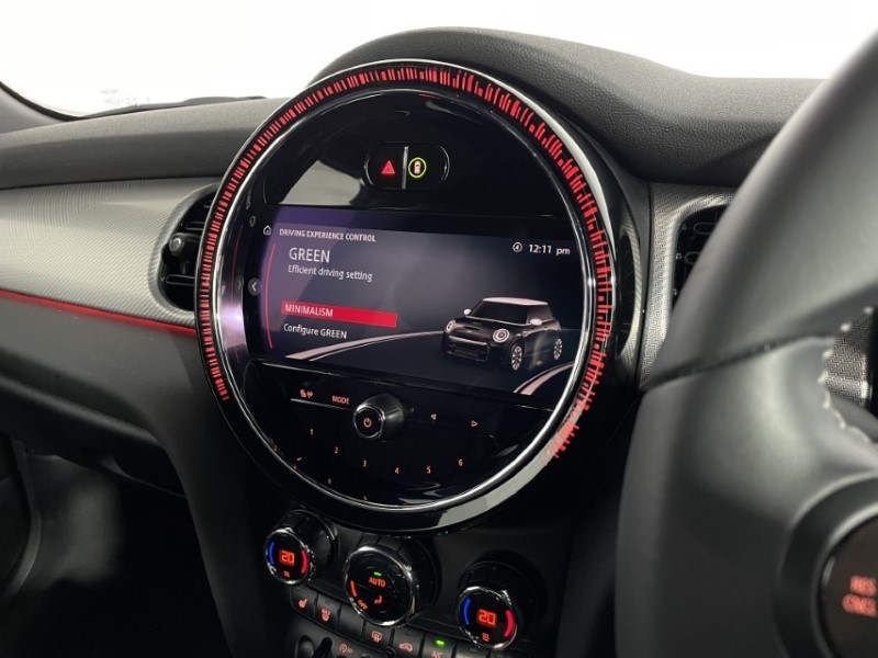 2023 (73) MINI HATCHBACK 1.5 Cooper Exclusive Premium 3dr Auto 4719868