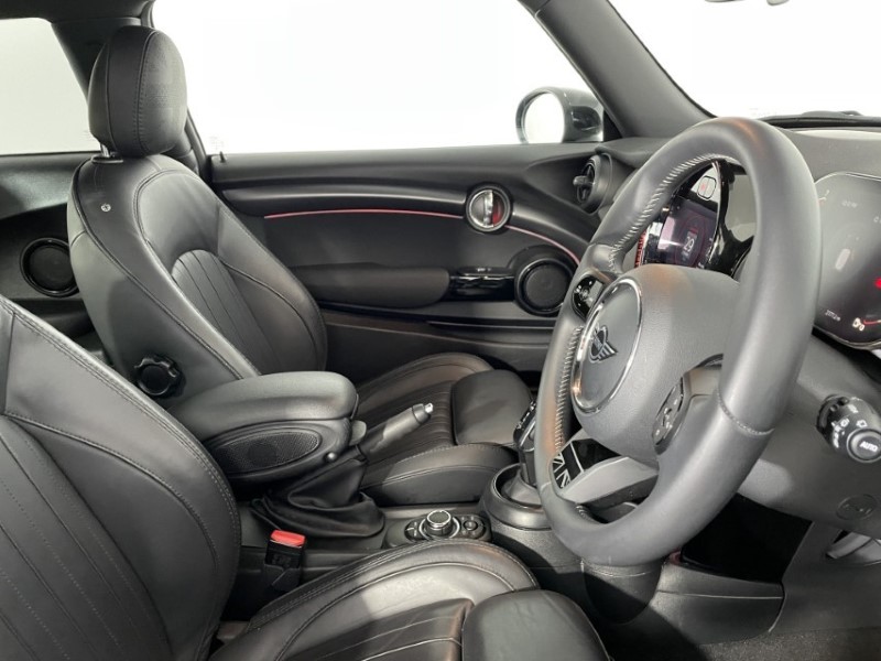 2023 (73) MINI HATCHBACK 1.5 Cooper Exclusive Premium 3dr Auto 4719870