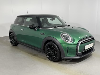 2023 (73) MINI HATCHBACK 1.5 Cooper Exclusive Premium 3dr Auto