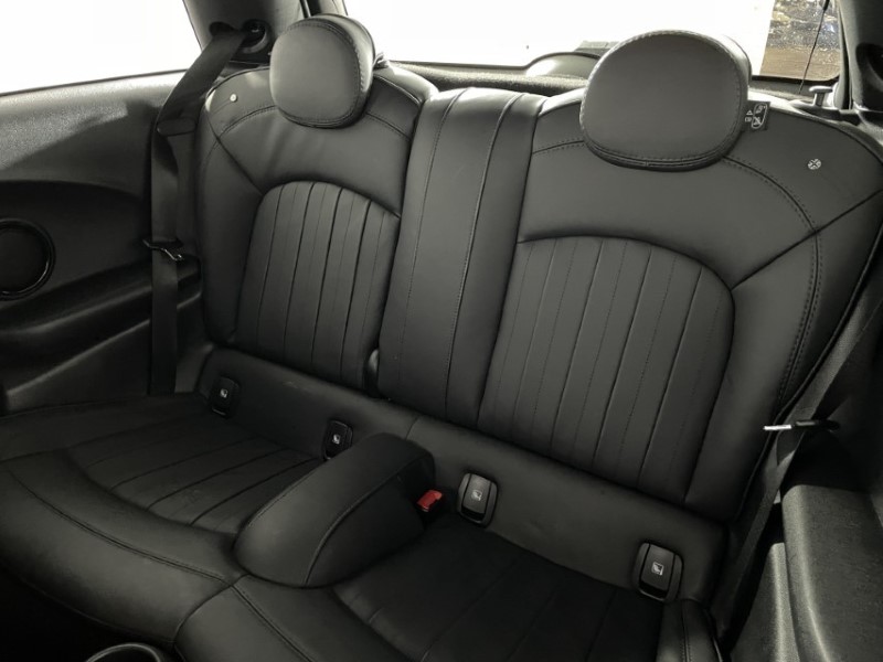 2023 (73) MINI HATCHBACK 1.5 Cooper Exclusive Premium 3dr Auto 4719894